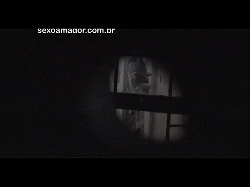 ❤️ Blondie és gravada en secret per un voyeur del barri amagat darrere de maons buits Fota al porno ca.verhentai.ru ☑